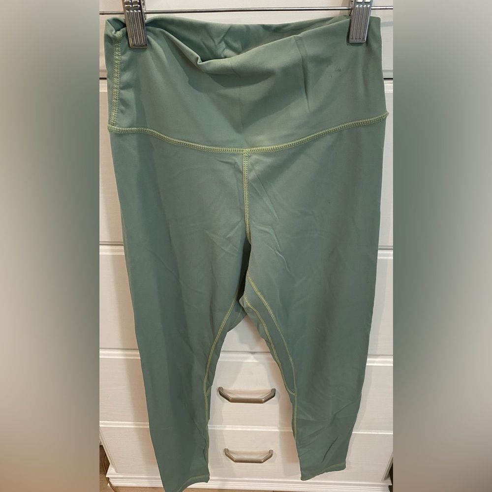 NVGTN signature leggings
